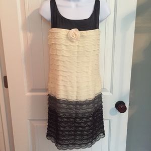 5/$25! Behnaz Sarafpour lace black and white dress 3